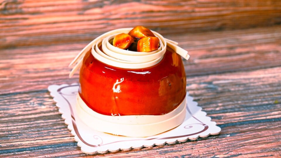 Çikolata Karamel Muzlu Yaş Pasta