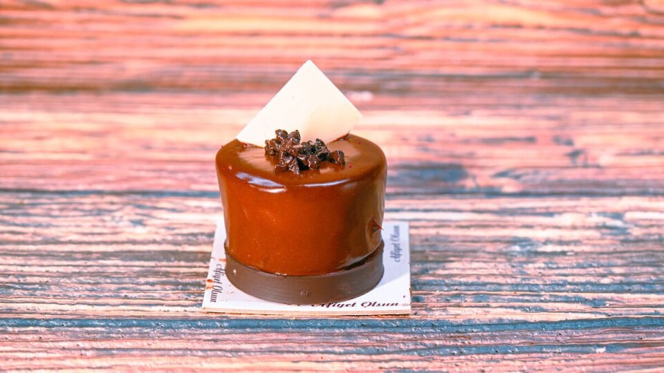 Çikolatalı Yaş Pasta