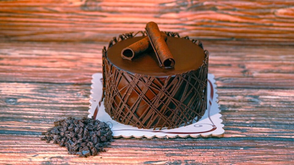 Çikolatalı Yaş Pasta