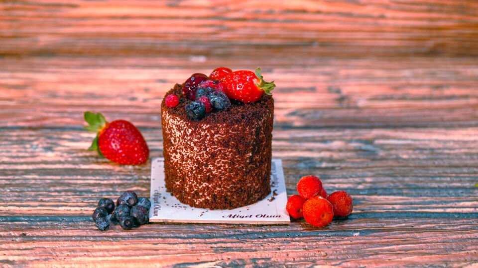 Karaorman Meyveli Yaş Pasta