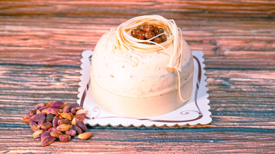 Çikolata Fıstıklı Yaş Pasta