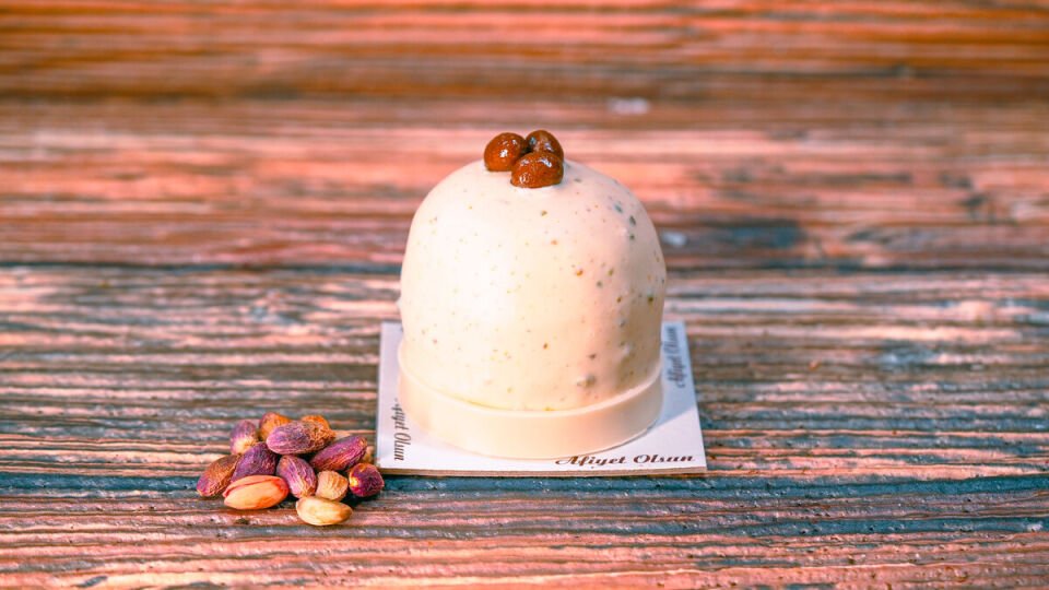 Çikolata Fıstıklı Yaş Pasta