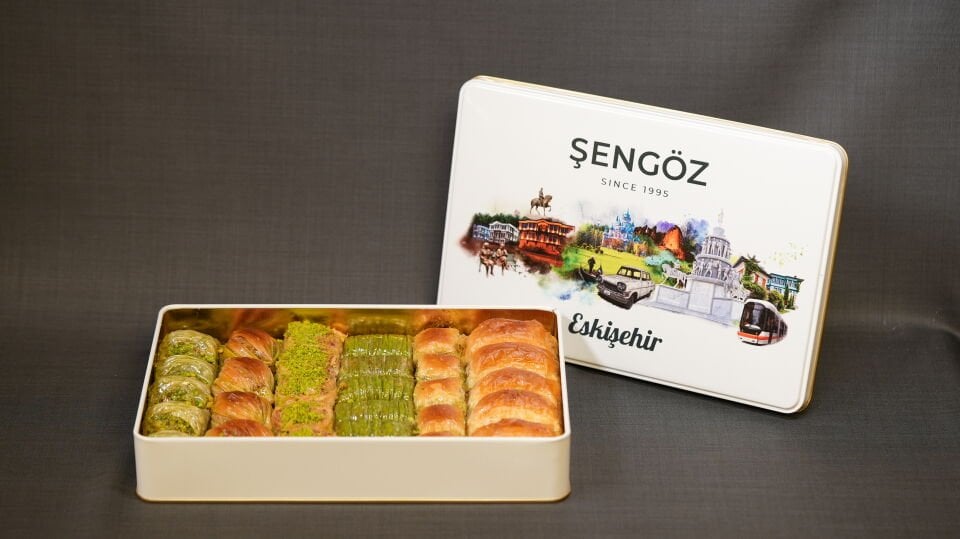 Fıstıklı Karışık Büyük Kutu