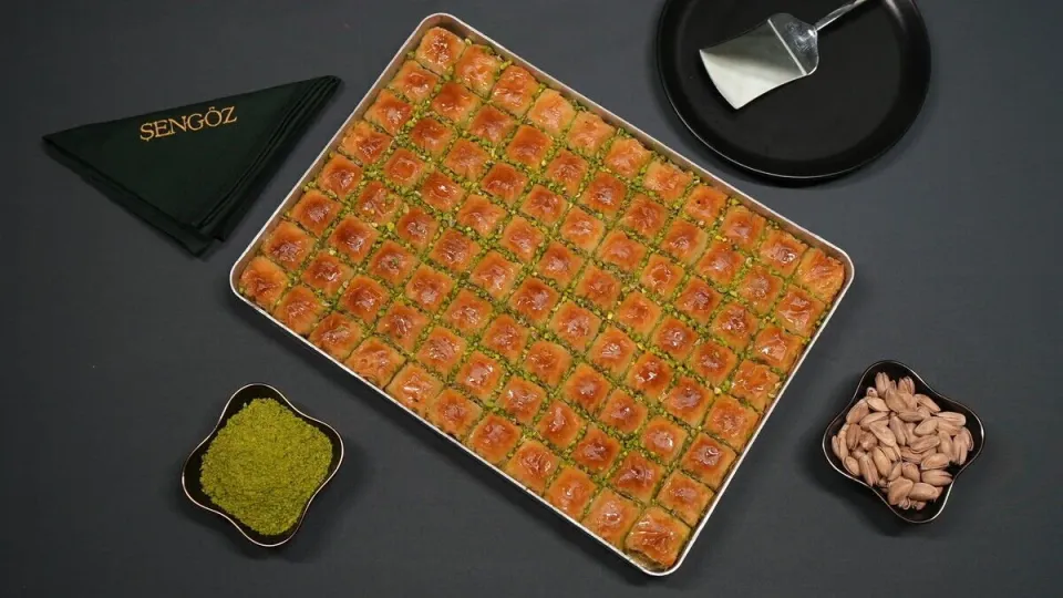 Fıstıklı Karışık Büyük Kutu