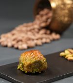 Fıstıklı Midye Baklava